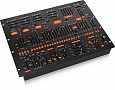 BEHRINGER 2600