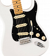 FENDER Player II Stratocaster, Maple Fingerboard, Polar White