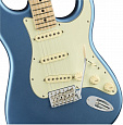 FENDER American Performer Stratocaster MN SATIN LAKE PLACID BLUE
