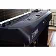 YAMAHA DGX-670B, в комплекте стойка L-300B и блок педалей LP-1B, в комплекте адаптеры PA-300 CN, PA-300 EU